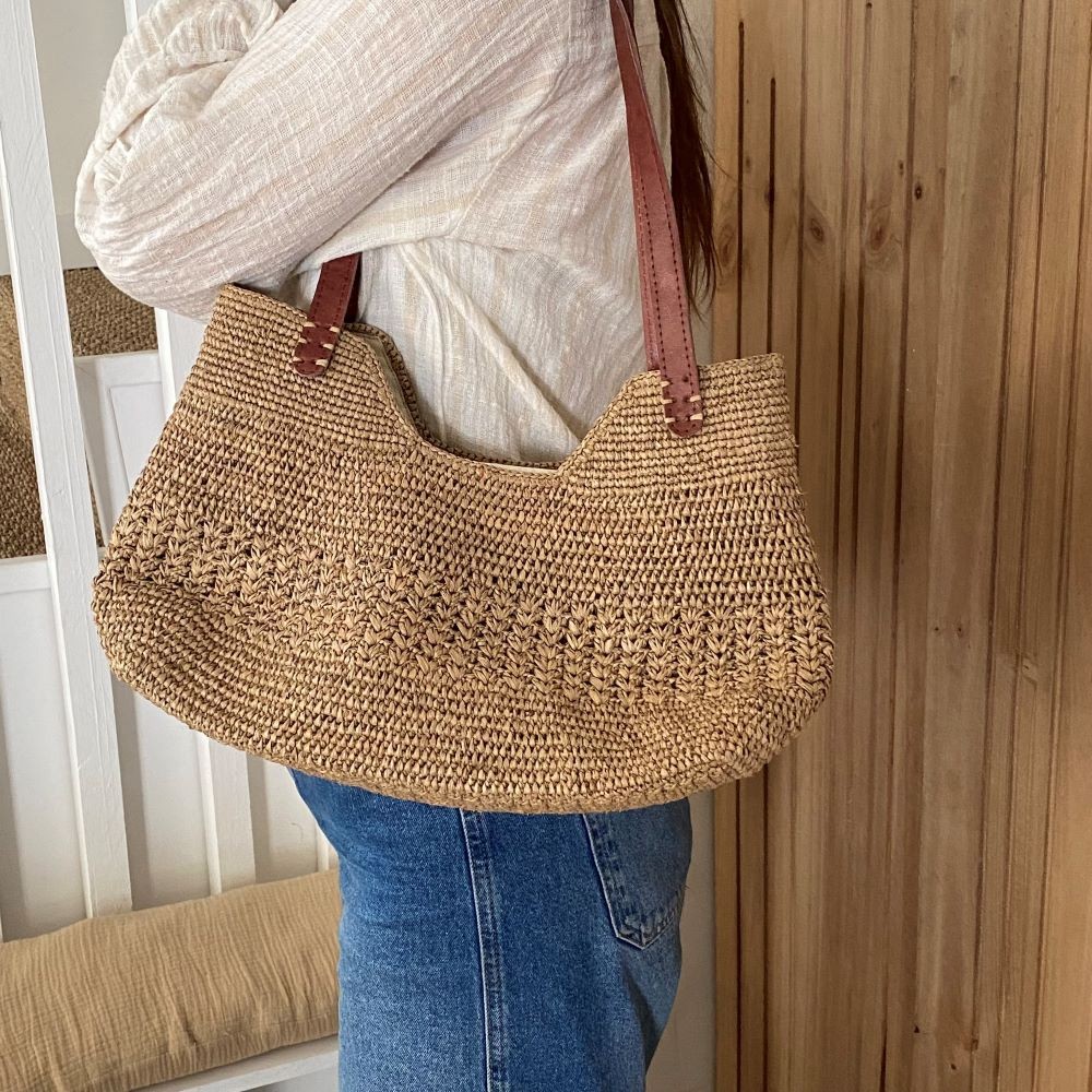 Fibres de raphia naturel utilisées pour un sac raphia Madagascar Francia Créations